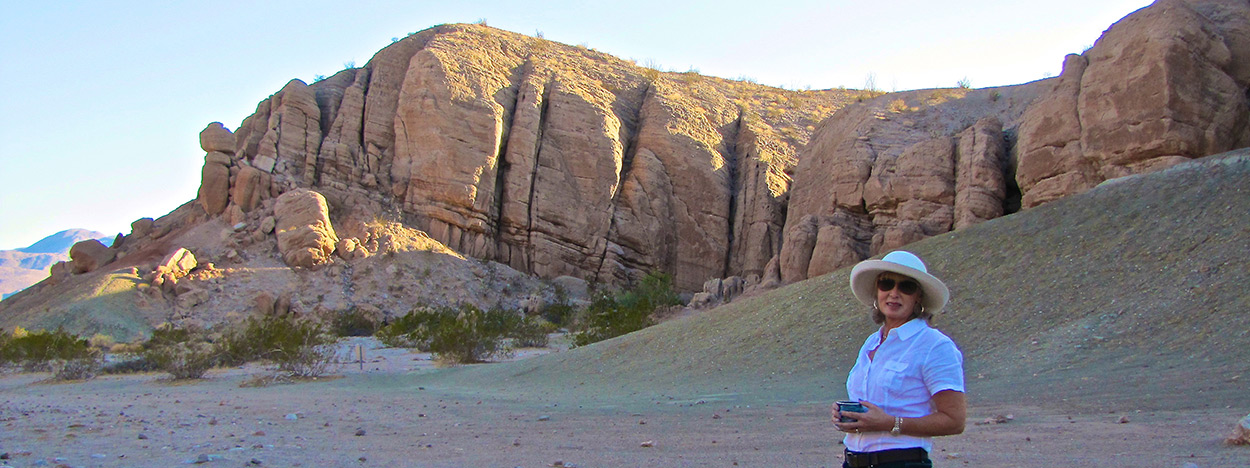 https://www.californiaoverland.com/wp-content/uploads/2012/09/private-ca-desert-tour-1250.jpg